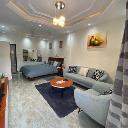 Gilles Golden Palace Abomey-Calavi ภายนอก รูปภาพ