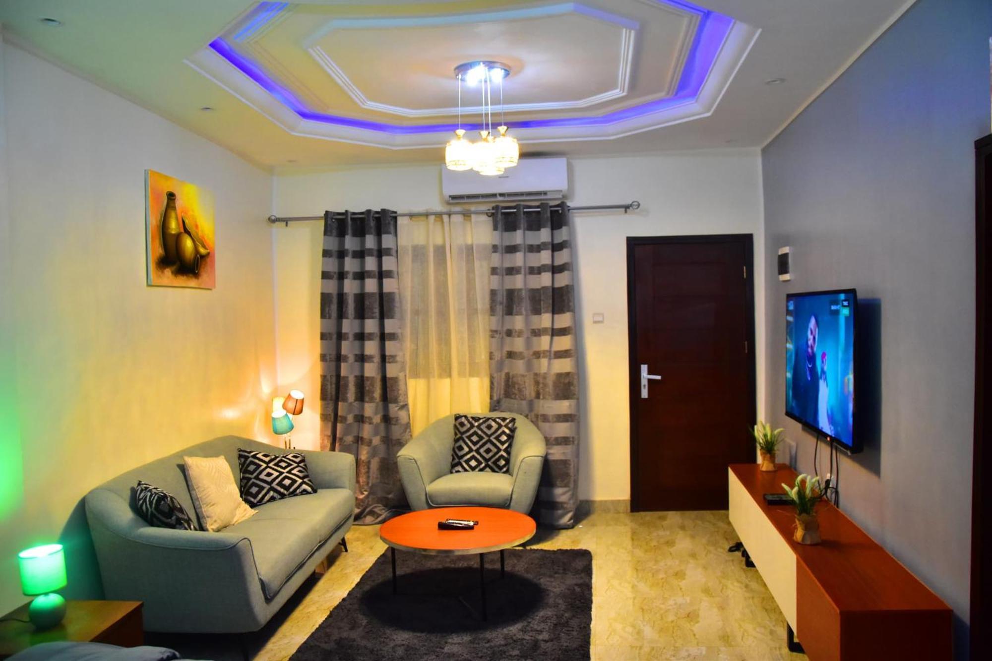 Gilles Golden Palace Abomey-Calavi ภายนอก รูปภาพ